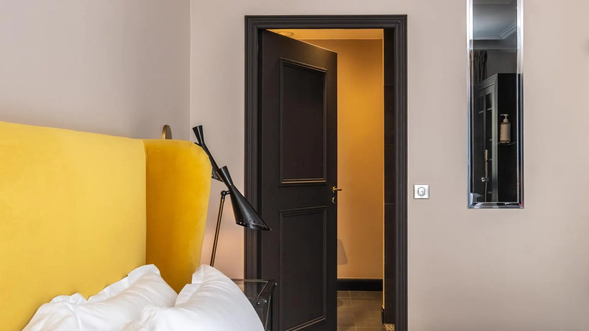 Hotel Le Singulier Paris