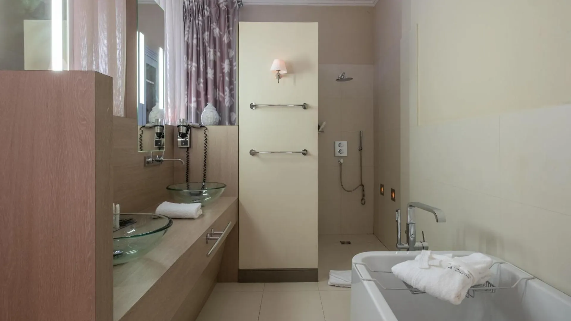 Le Singulier Hotel 3*