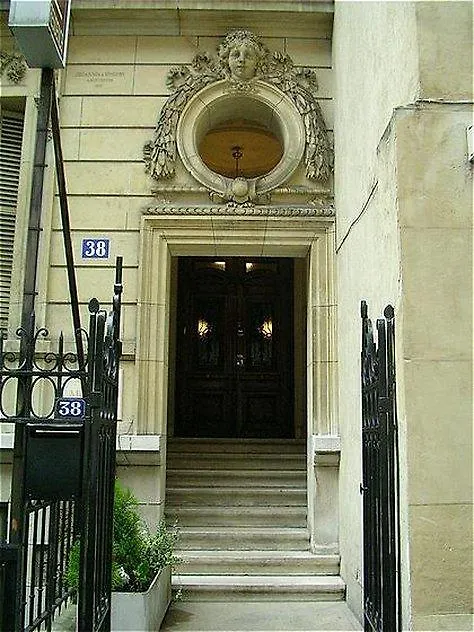 Le Singulier Paris